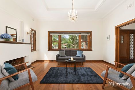 Property photo of 124 Maltravers Road Ivanhoe VIC 3079