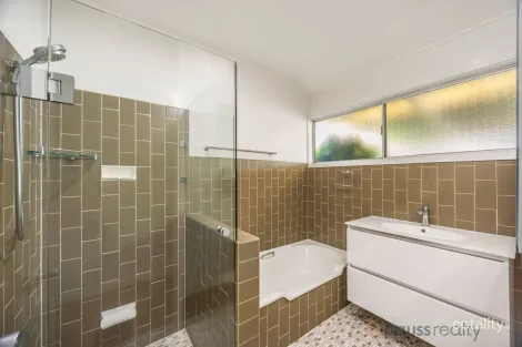 Property photo of 18 Stanfell Street Corinda QLD 4075