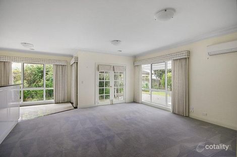 Property photo of 2 Ballara Court Highton VIC 3216