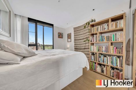 Property photo of 720/55 Queens Road Melbourne VIC 3004