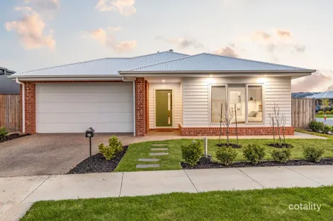 63 Buchanan Bvd, Armstrong Creek, VIC 3217