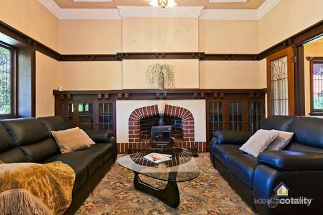 Property photo of 21 Clyde Road Menora WA 6050