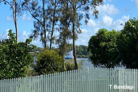 Property photo of 31 Melaleuca Drive Lamb Island QLD 4184