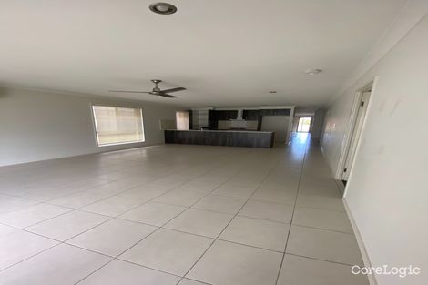 Property photo of 15 Sandover Circuit Holmview QLD 4207