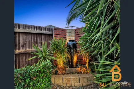 Property photo of 11 Bridlepath Drive Truganina VIC 3029