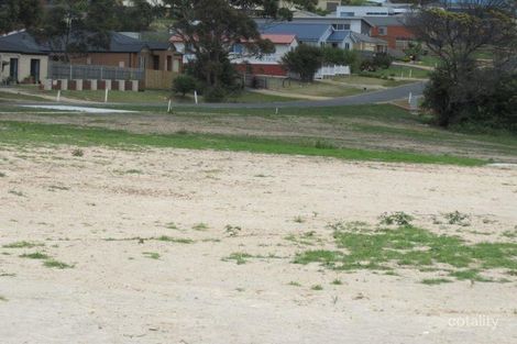 Property photo of 22 Stormbird Drive Kalimna VIC 3909