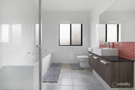 Property photo of 20 Brindabella Parade New Auckland QLD 4680