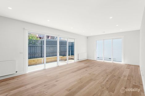 Property photo of 100 Oakleigh Road Carnegie VIC 3163