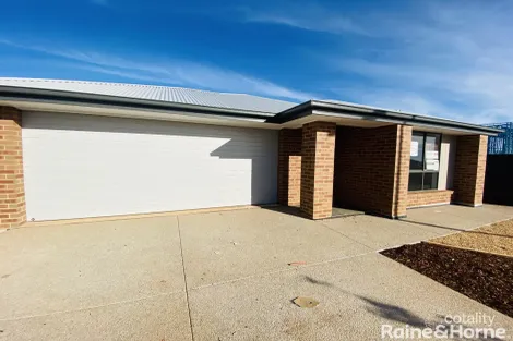 4 Lewis Dr, Blakeview, SA 5114