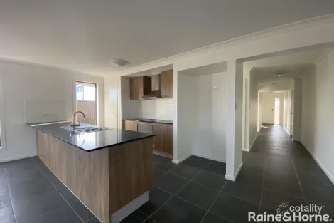 Property photo of 4 Lewis Drive Blakeview SA 5114