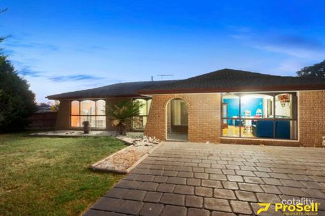 1 WILLOW DR, HAMPTON PARK, VIC 3976