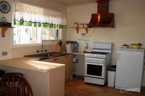 Property photo of 3 Cameron Road Mount Evelyn VIC 3796