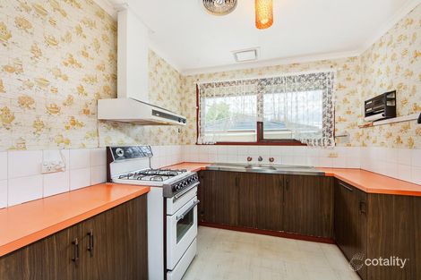 Property photo of 40 Throsby Crescent Deer Park VIC 3023