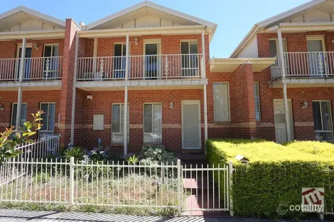 Property photo of 27 Franklin Avenue Roxburgh Park VIC 3064