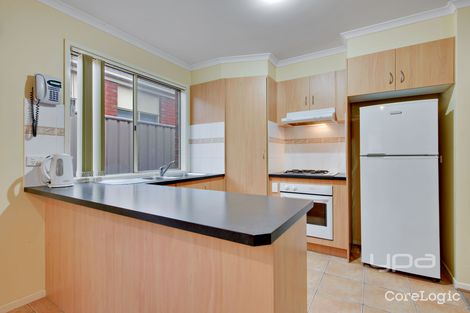 Property photo of 36 Parramatta Walk Craigieburn VIC 3064