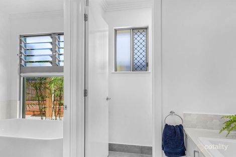 Property photo of 28B Joseph Banks Close Kewarra Beach QLD 4879