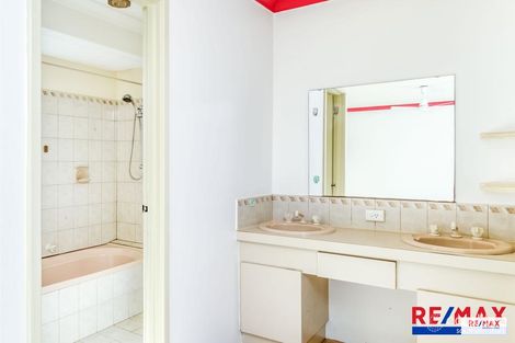 Property photo of 9 Heatherlea Parkway Leeming WA 6149