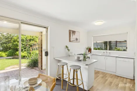 Property photo of 27 Alex Close Ourimbah NSW 2258