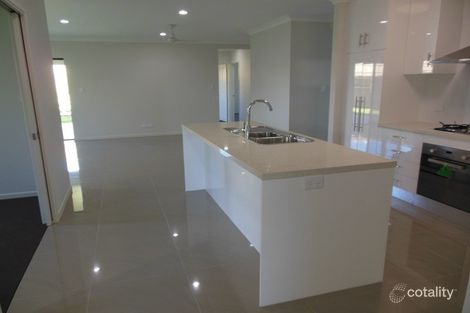 Property photo of 15 Hillary Drive Smithfield QLD 4878
