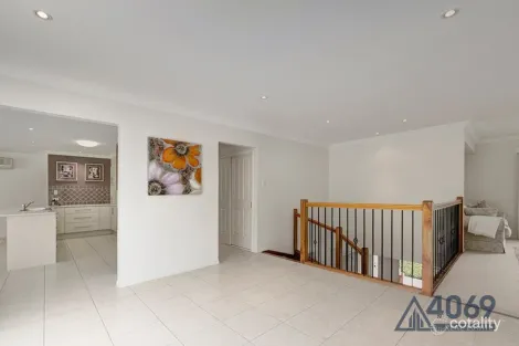 Property photo of 9/157 Brookfield Road Kenmore Hills QLD 4069