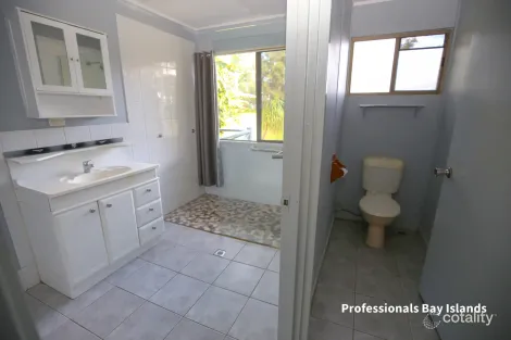 Property photo of 7 Double Bay Street Macleay Island QLD 4184
