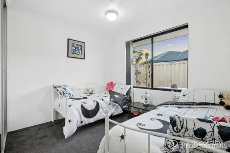 Property photo of 15 Wida Way Byford WA 6122