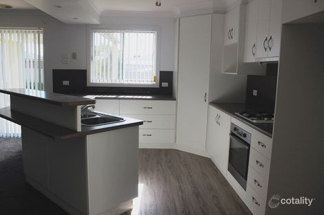 Property photo of 97 Yentoo Drive Glenfield Park NSW 2650