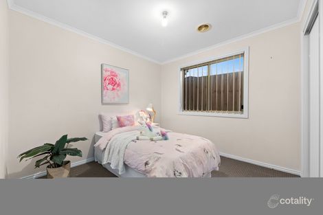 Property photo of 1/54 Smethurst Avenue Pakenham VIC 3810