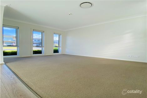 Property photo of 17 Filbert Street Tallawong NSW 2762