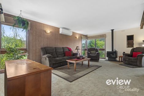 Property photo of 39 Mulhall Drive St Albans VIC 3021