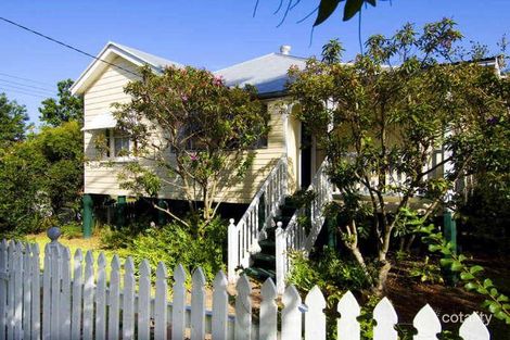 Property photo of 19 Irene Street Wynnum QLD 4178