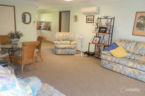 Property photo of 2/76 Dawn Parade Miami QLD 4220