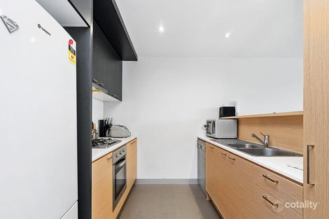 Property photo of 204/175 Kangaroo Road Hughesdale VIC 3166