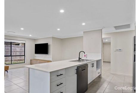 Property photo of 27 Bellinger Key Pacific Pines QLD 4211