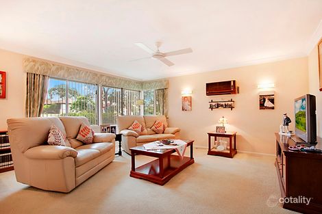 Property photo of 22 Athel Tree Crescent Bradbury NSW 2560