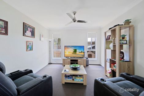 Property photo of 7 Banner Court Branyan QLD 4670