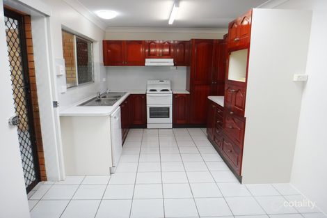 Property photo of 11 Alkoo Close Bayview Heights QLD 4868