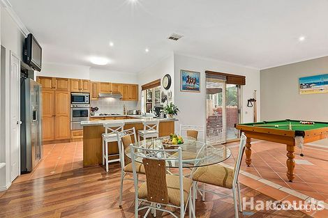 Property photo of 29 Tulloch Grove Glen Waverley VIC 3150