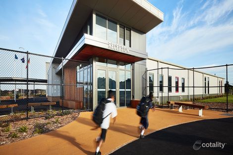 Property photo of 24 Cinnamara Circuit Tarneit VIC 3029