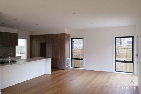 Property photo of 1/5 Lowe Court Doncaster East VIC 3109