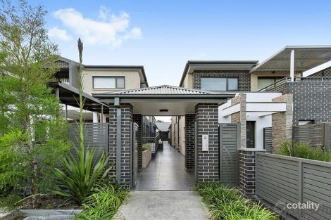 2/61 Irrigation Rd, South Wentworthville, NSW 2145