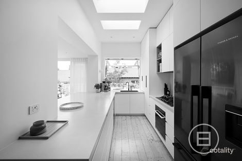 Property photo of 362 Dandenong Road St Kilda East VIC 3183