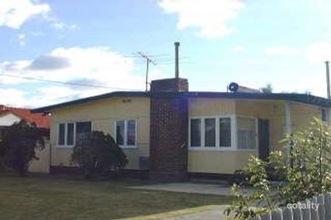 36 Hartfield St, Queens Park, WA 6107