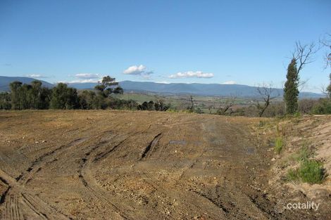 2 Uplands Rd, Yarra Glen, VIC 3775