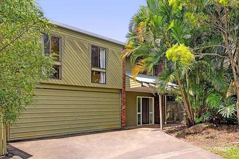 2 Chantilly St, Chapel Hill, QLD 4069