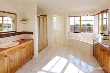 Property photo of 1 Cottage Place Ringwood North VIC 3134