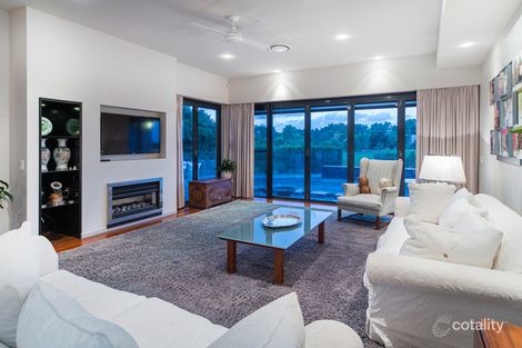 Property photo of 2288 Banksia Lakes Drive Hope Island QLD 4212