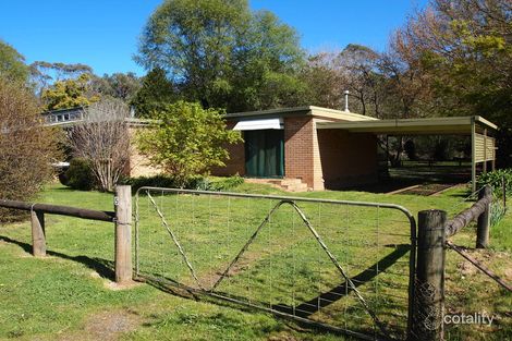 5 Wallace Dr, Buckland, VIC 3740