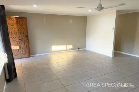 Property photo of 3 Nightingale Court Slade Point QLD 4740