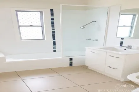Property photo of 32 Arthur Street Dalby QLD 4405